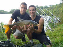 STAGE ADOLESCENTS PÊCHE MODERNE DE LA CARPE en VENDEE  STAGE ADOLESCENTS PÊCHE MODERNE DE LA CARPE en VENDEE