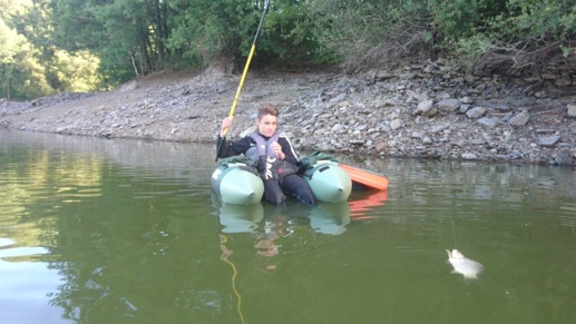 Pêche à la Ligne en Float-Tube Pêche à la Ligne en Float-Tube